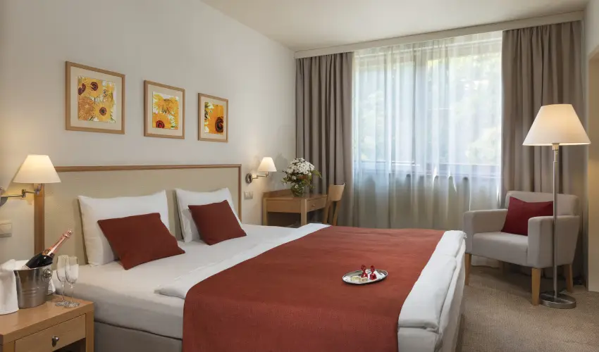 Hotel Castle Garden Budapest - Hsvt - teljes elrefizetssel