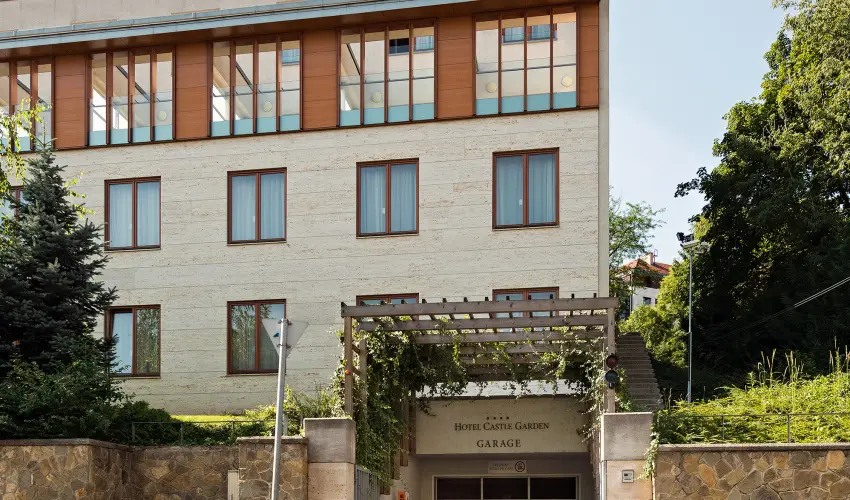 Hotel Castle Garden Budapest - Hsvt - teljes elrefizetssel