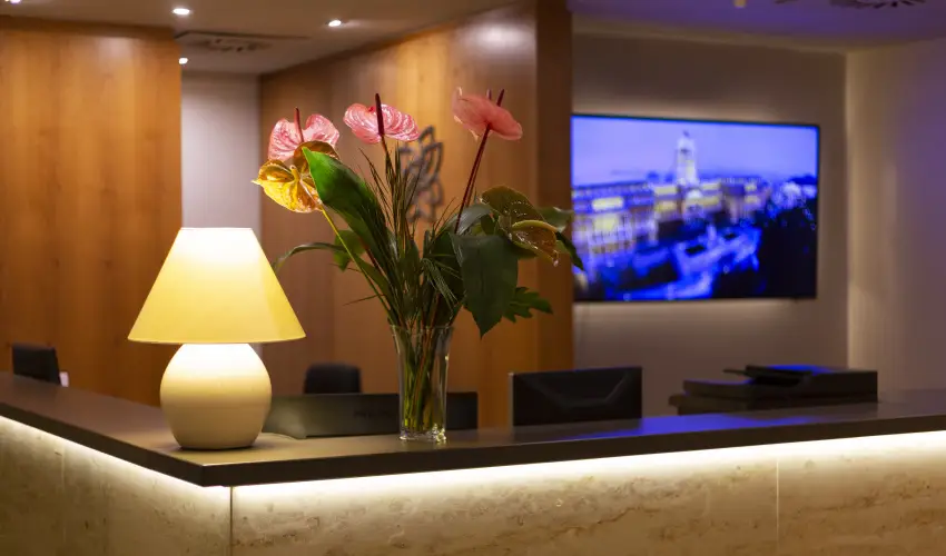 Hotel Castle Garden Budapest - Hsvt - teljes elrefizetssel