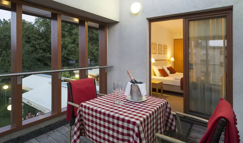 Hotel Castle Garden Budapest - Hsvt - teljes elrefizetssel