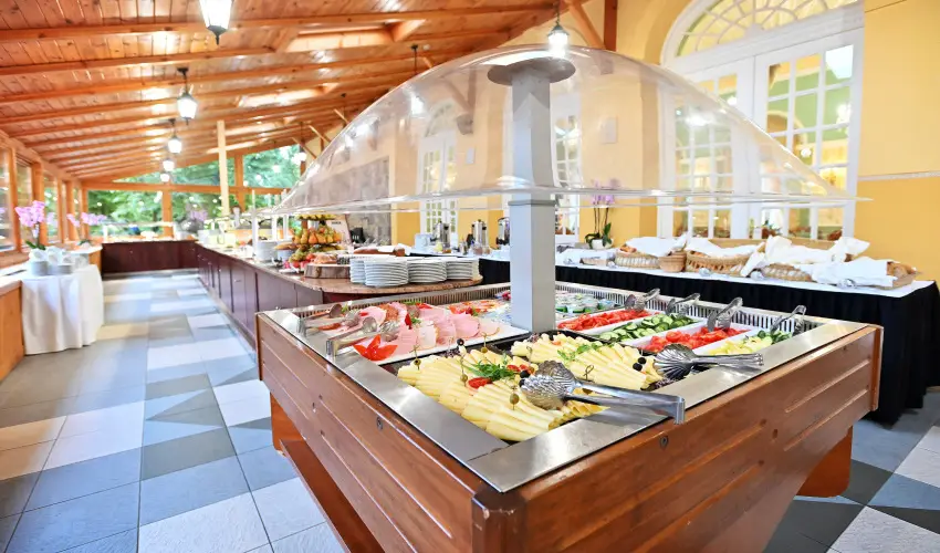 Hotel Eger & Park Eger - H�sv�t (min. 2 �j)