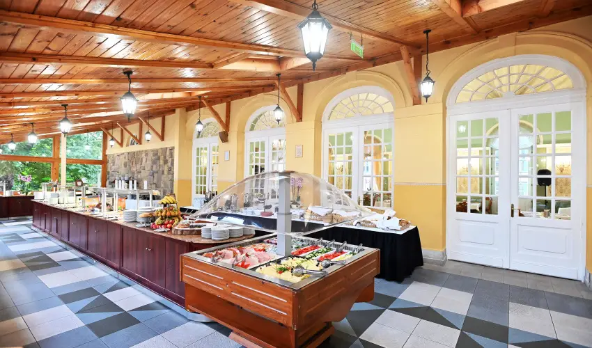 Hotel Eger & Park Eger - H�sv�t (min. 2 �j)