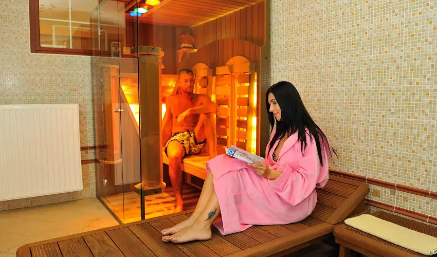 Hotel Erzs�bet H�v�z - H�sv�t - teljes el�refizet�ssel