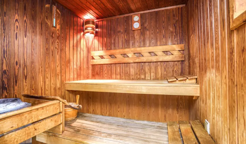 Hotel Erzs�bet H�v�z - H�sv�t - teljes el�refizet�ssel