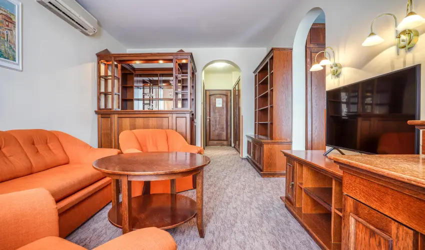 Hotel Erzs�bet H�v�z - H�sv�t - teljes el�refizet�ssel