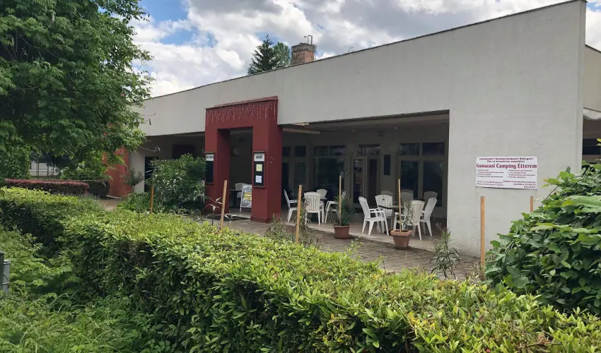 Hotel Eur�pa Gunaras Domb�v�r - H�sv�t (min. 3 �j)