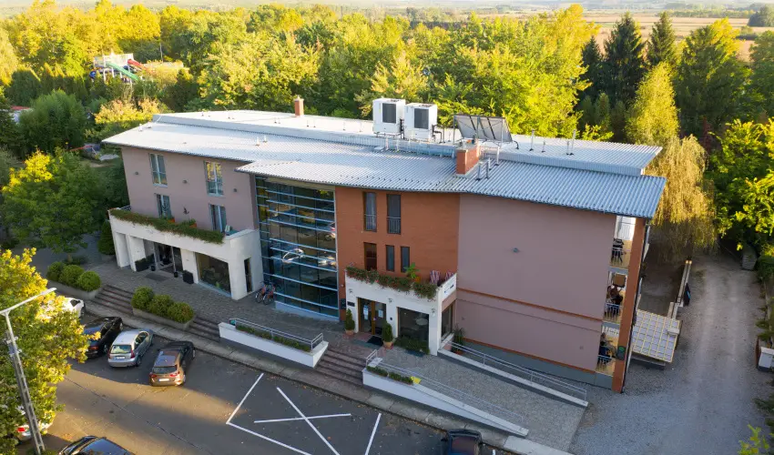 Hotel Eur�pa Gunaras Domb�v�r - H�sv�t (min. 3 �j)