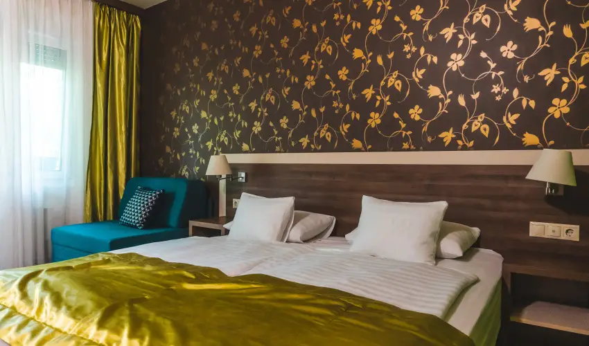 Hotel Eur�pa Gunaras Domb�v�r - H�sv�t (min. 3 �j)