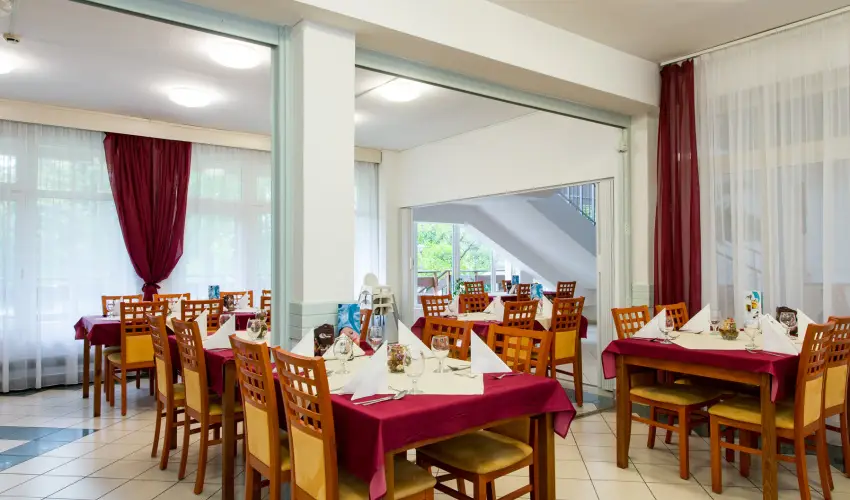 Hotel Forr�s Zalakaros Zalakaros - H�sv�t (min. 2 �j)