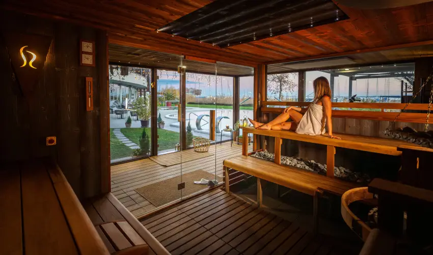 Hotel Golden Lake Resort Balatonf�red - H�sv�t (min. 2 �j)