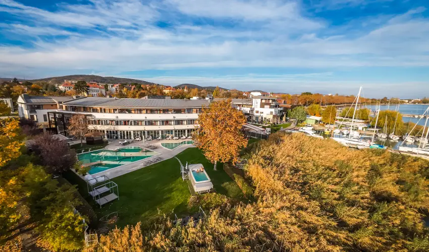 Hotel Golden Lake Resort Balatonf�red - H�sv�t (min. 2 �j)