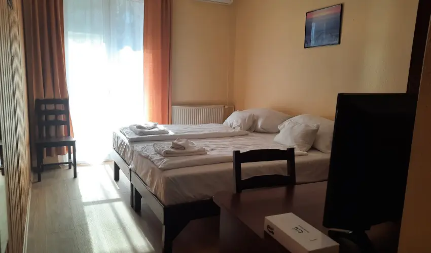 Hajnal Hotel Mez�k�vesd - H�sv�t