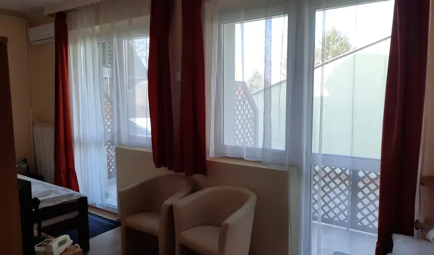 Hajnal Hotel Mez�k�vesd - H�sv�t