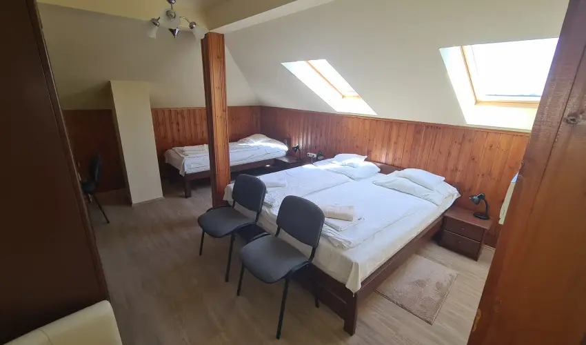 Hajnal Hotel Mez�k�vesd - H�sv�t