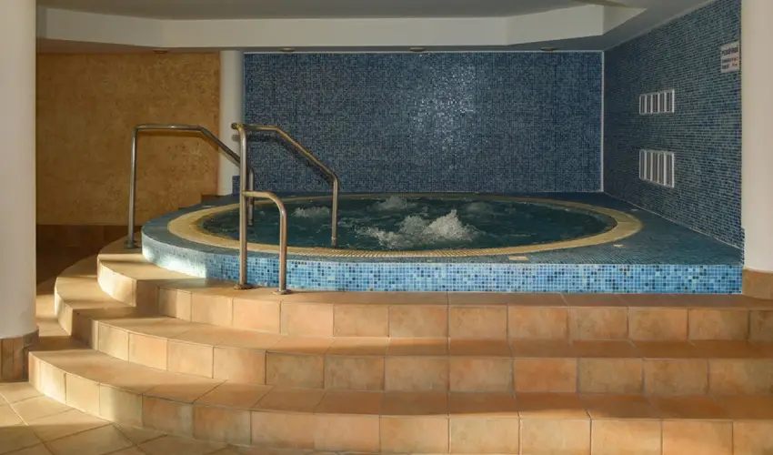 Hasik Hotel D�br�nte - H�sv�t (min. 2 �j)