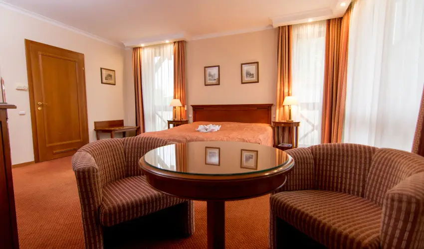 Hasik Hotel D�br�nte - H�sv�t (min. 2 �j)