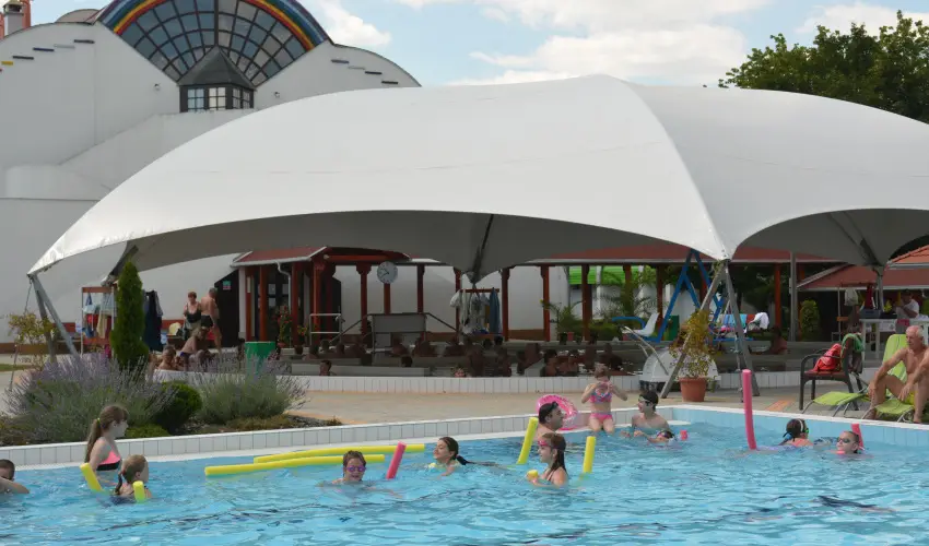 Hforrs Hotel s dlpark Gyula - Hsvt (min. 2 j)