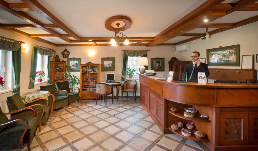 Hotel Honti Wellness �s Konferencia Sz�lloda Visegr�d - H�sv�t (min. 2 �j)