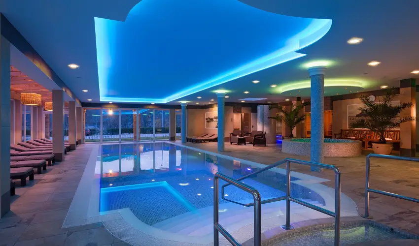 Hotel Honti Wellness �s Konferencia Sz�lloda Visegr�d - H�sv�t (min. 2 �j)