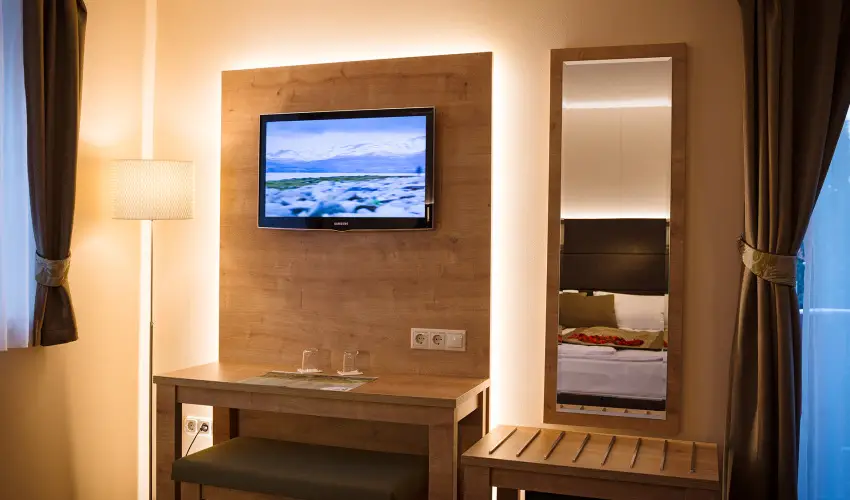 Hotel Honti Wellness �s Konferencia Sz�lloda Visegr�d - H�sv�t (min. 2 �j)