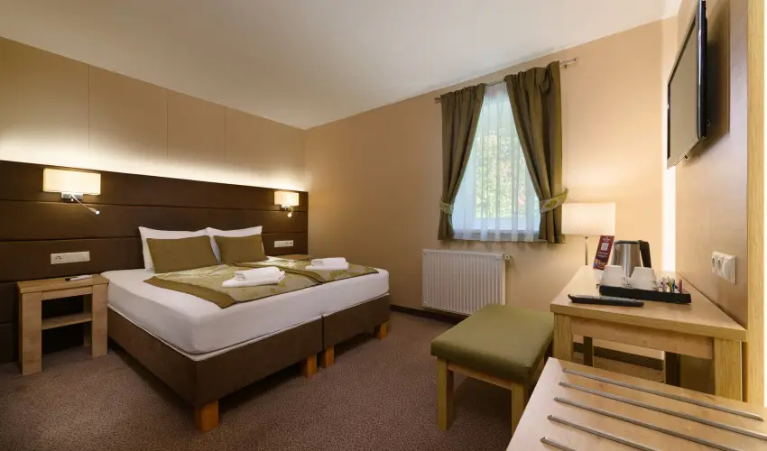 Hotel Honti Wellness �s Konferencia Sz�lloda Visegr�d - H�sv�t (min. 2 �j)