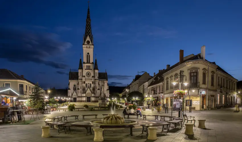 Hotel rottk Kszeg - Kisvrosi hsvt (min. 2 j)