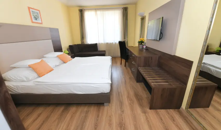 Hotel Jade Veszprm - Hsvt 