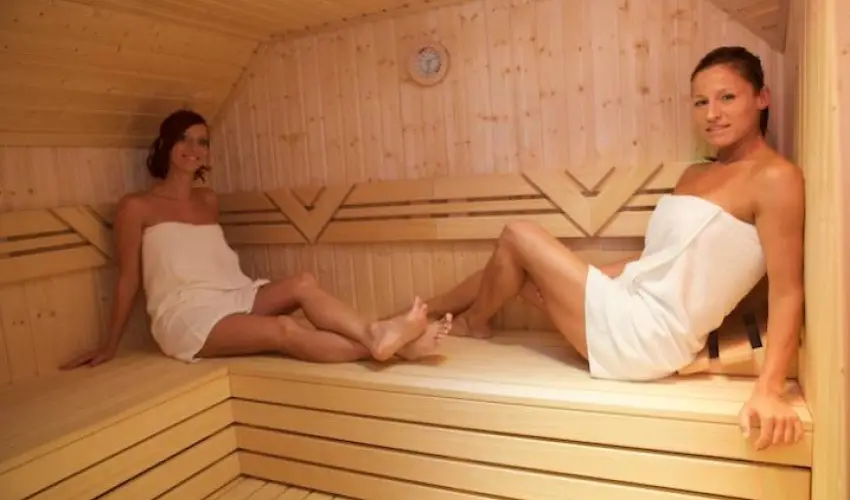 Hotel J�rja Hajd�szoboszl� - H�sv�t (min. 3 �j)