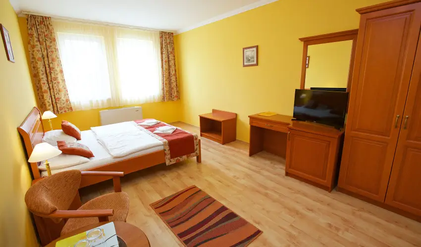 Hotel J�rja Hajd�szoboszl� - H�sv�t (min. 3 �j)