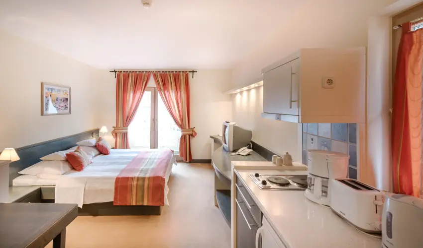 Hotel Kalma Hvz - Hsvt 