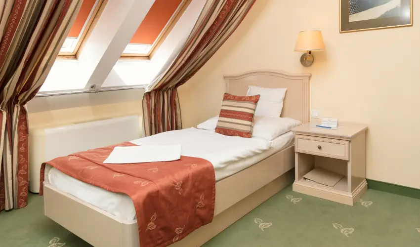 Hotel Klvria Gyr - Hsvt