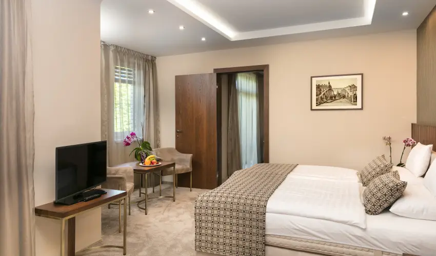 Hotel Klvria Gyr - Hsvt