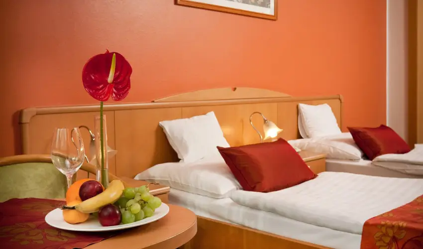 Hotel Klvria Gyr - Hsvt