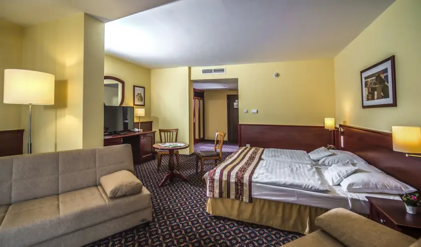 Hotel Kapit�ny Superior Wellness S�meg - H�sv�t a Kapit�nyban (min. 3 �j)