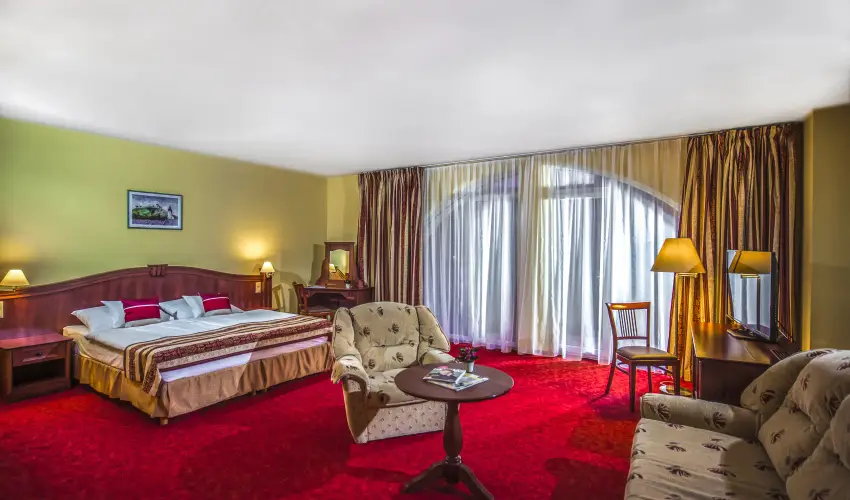 Hotel Kapit�ny Superior Wellness S�meg - H�sv�t a Kapit�nyban (min. 3 �j)