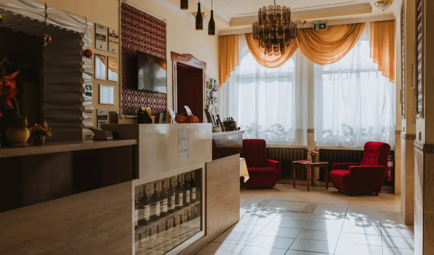 Hotel Korona Wellness, Rendezv�ny & Borhotel Eger Eger - H�sv�t