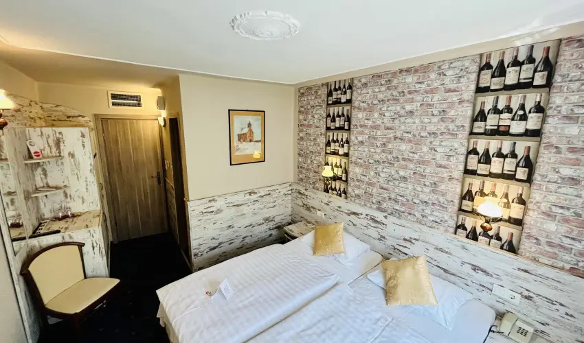 Hotel Korona Wellness, Rendezv�ny & Borhotel Eger Eger - H�sv�t