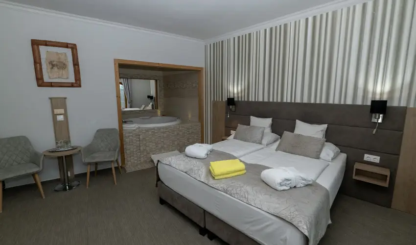 Hotel Laroba Alsóörs - Húsvét (min. 2 éj)