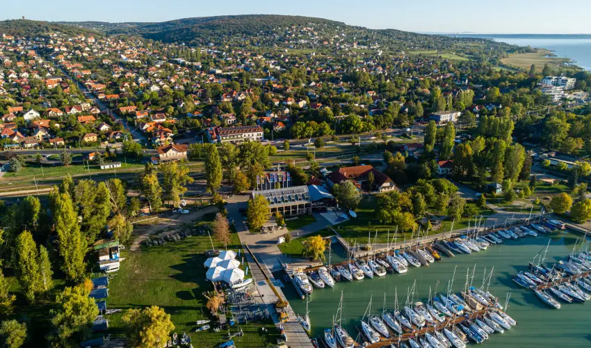 Hotel Laroba Als��rs - H�sv�t (min. 2 �j)