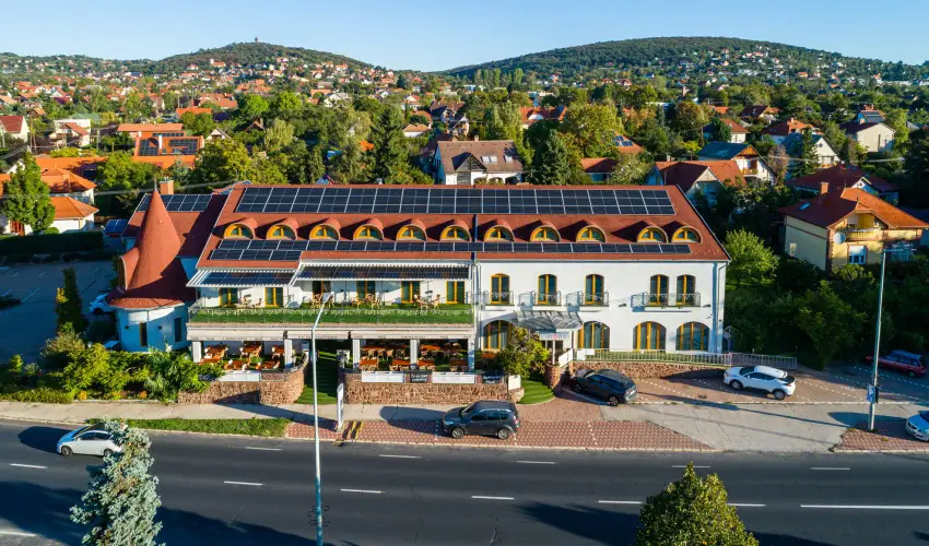 Hotel Laroba Als��rs - H�sv�t (min. 2 �j)