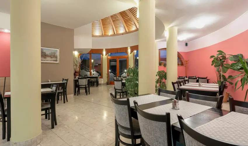 Sndor Hotel Pcs - Hsvt