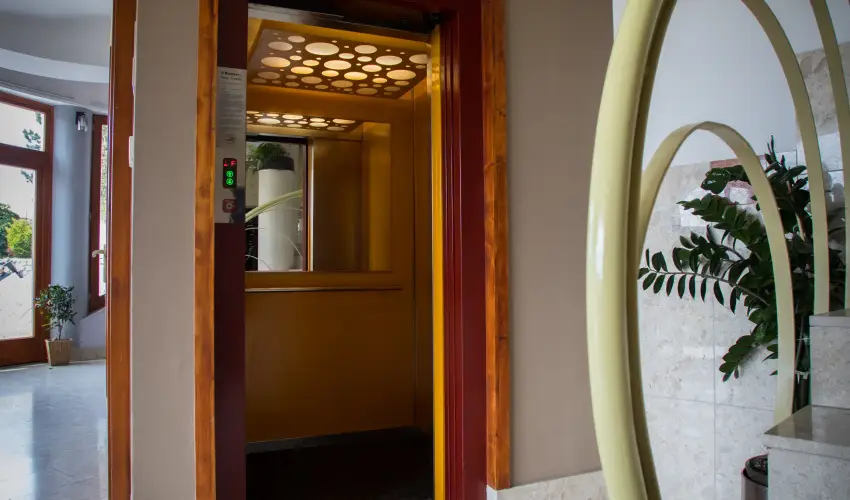 Sndor Hotel Pcs - Hsvt