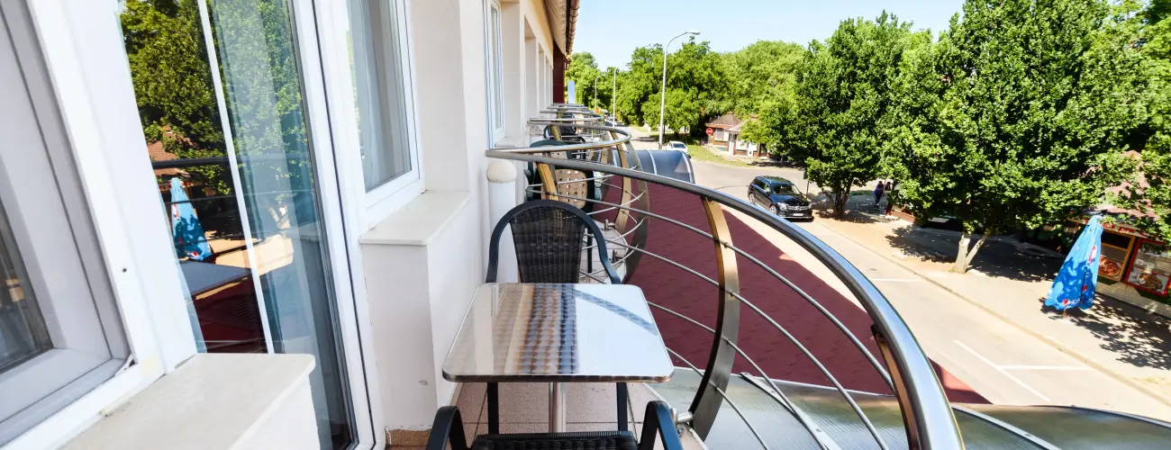 Hotel Ngy vszak Hajdszoboszl - Hsvt (min. 2 j)