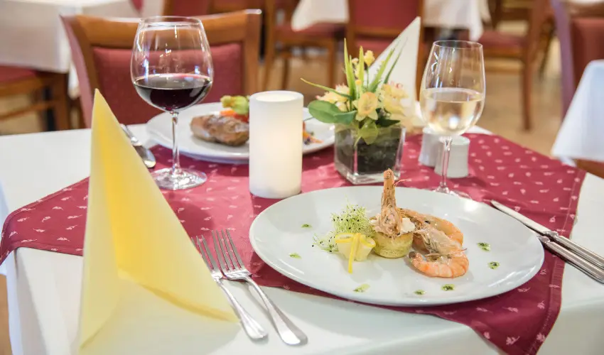 Palace Hotel  Hvz - Hsvt 