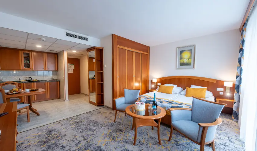 Palace Hotel  H�v�z - H�sv�t 