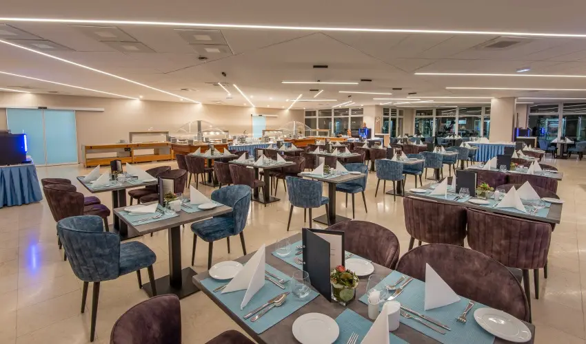 Hunguest Hotel Panor�ma H�v�z - H�sv�ti pihen�s H�v�zen, a Hunguest Panor�m�ban (min. 3 �j)