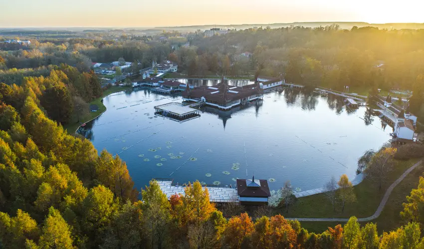 Hunguest Hotel Panor�ma H�v�z - H�sv�ti pihen�s H�v�zen, a Hunguest Panor�m�ban (min. 3 �j)