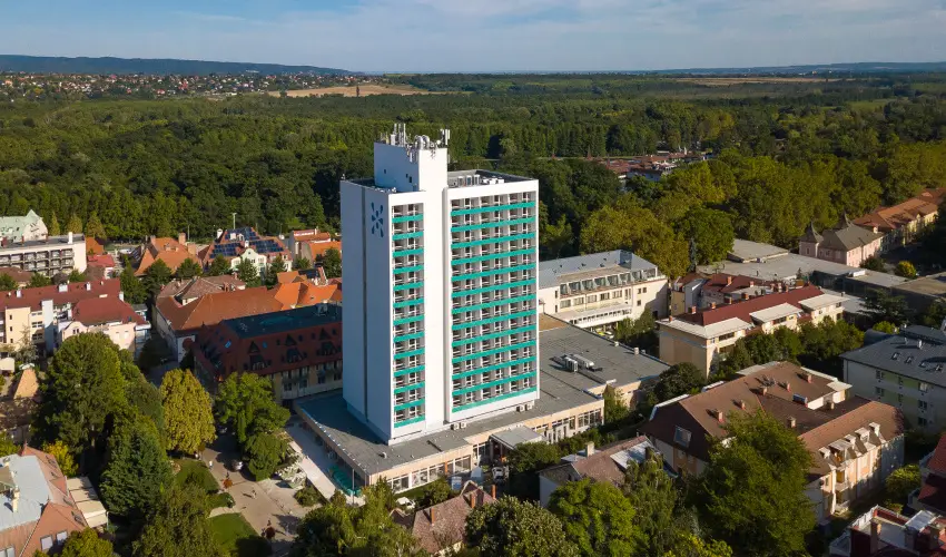 Hunguest Hotel Panor�ma H�v�z - H�sv�ti pihen�s H�v�zen, a Hunguest Panor�m�ban (min. 3 �j)