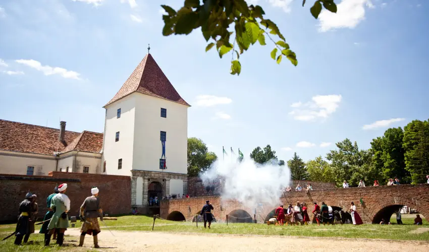 Park Inn by Radisson Srvr Resort & Spa Srvr - Hsvt (min. 3 j)