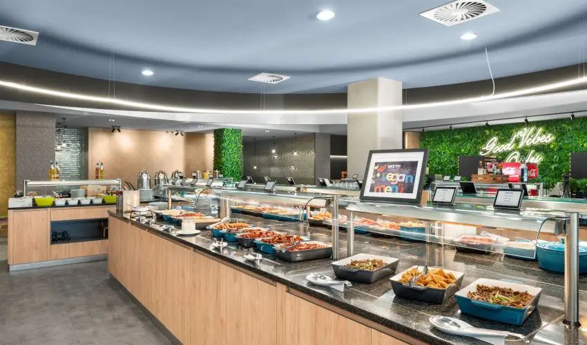 Park Inn by Radisson S�rv�r Resort & Spa S�rv�r - Locsol�s helyett laz�t�s